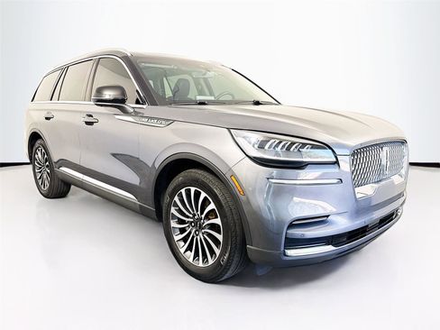 Used 2023 Lincoln Aviator Reserve AWD/4WD image 38