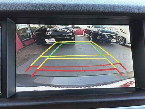 Used 2016 Hyundai Genesis 3.8 w/ Option Group 04 image 10