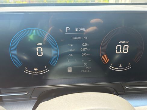 Used 2024 Hyundai Kona SE AWD/4WD image 19