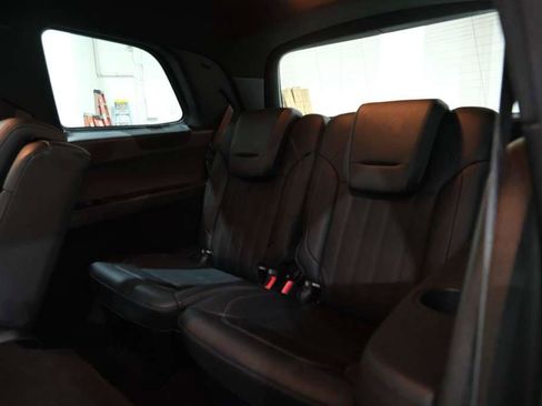 Used 2018 Mercedes-Benz GLS 450 4MATIC w/ Premium Package image 25