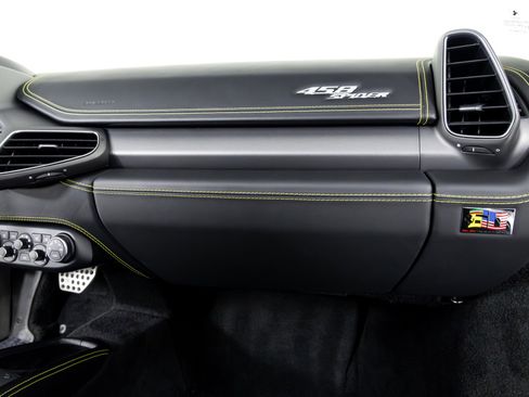 Used 2015 Ferrari 458 Spider image 36