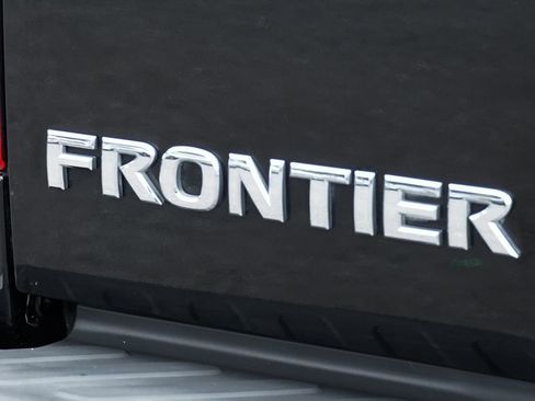 Used 2017 Nissan Frontier SV w/ SV Value Truck Package RWD image 44