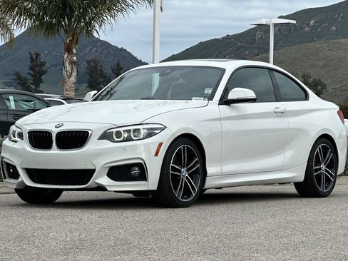 Used 2020 BMW 230i Coupe w/ M Sport Package image 7