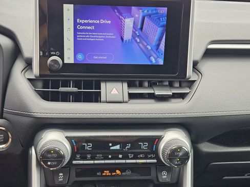 Used 2025 Toyota RAV4 XLE w/ Convenience Package FWD image 18