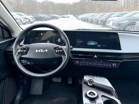 Used 2022 Kia EV6 Wind image 22
