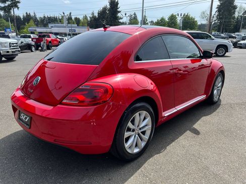 Used 2015 Volkswagen Beetle TDI FWD image 5
