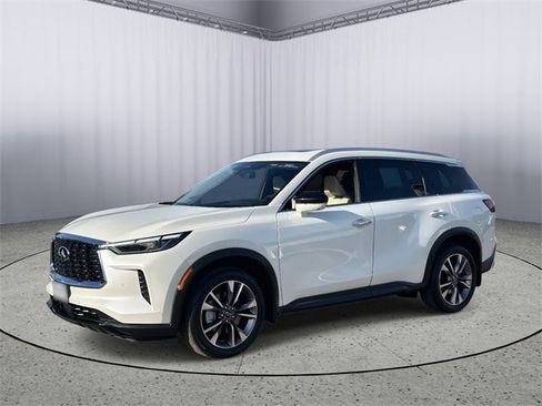 Certified 2023 INFINITI QX60 Luxe image 2
