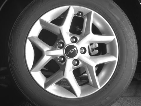 Used 2025 Kia Soul LX w/ LX Technology Package image 19