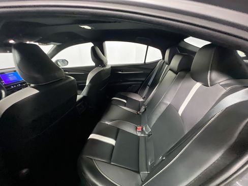 Used 2026 Toyota Camry SE FWD image 28