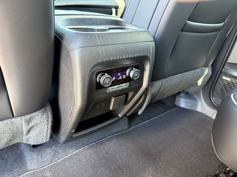 New 2026 Buick Enclave Preferred w/ Power Package image 16