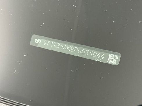 Used 2023 Toyota Camry SE image 32