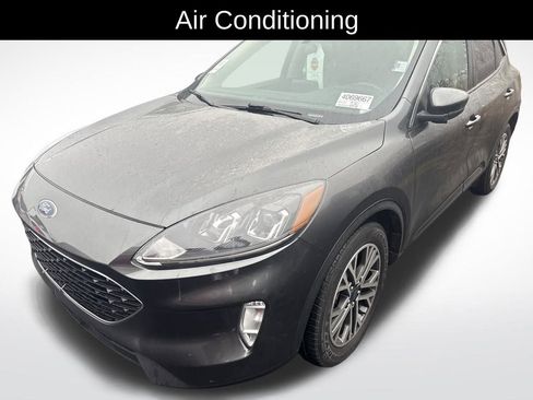 Used 2020 Ford Escape SEL image 6