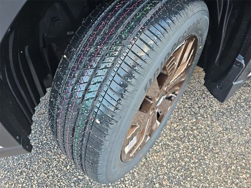 New 2025 Subaru Forester Sport image 32