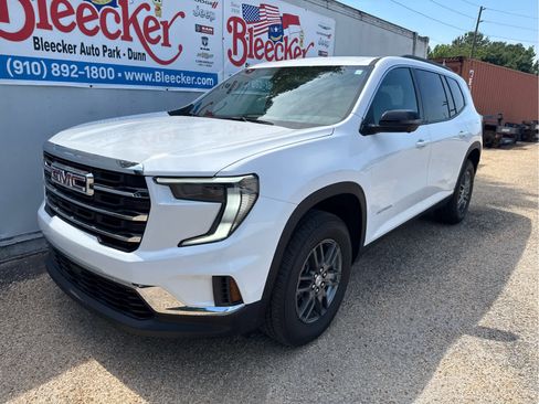 Used 2025 GMC Acadia Elevation FWD image 6