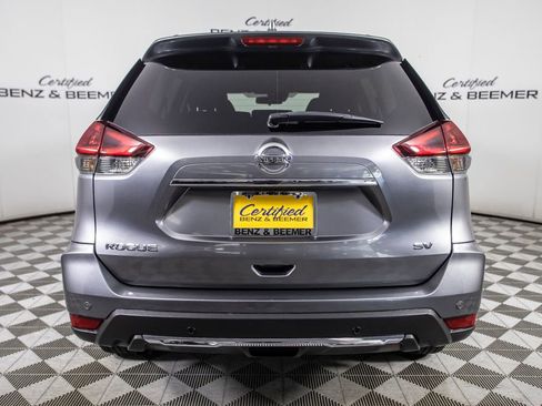 Used 2019 Nissan Rogue SV FWD image 8