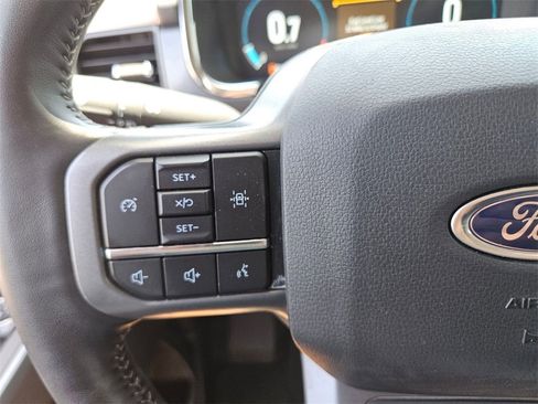 Used 2022 Ford F150 Lariat image 25