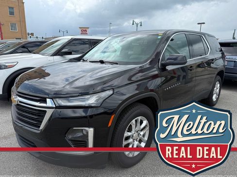 Used 2023 Chevrolet Traverse LS w/ LPO, Cargo Package AWD/4WD image 1