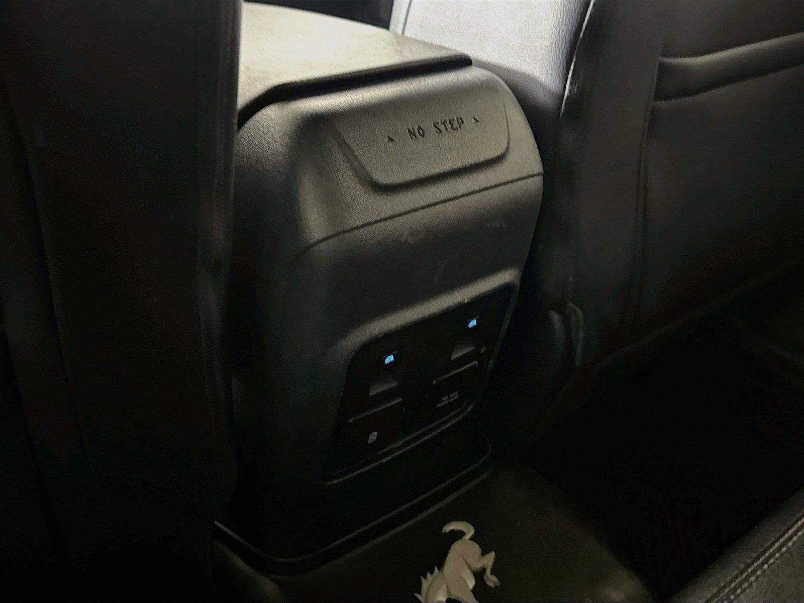 Used 2022 Ford Bronco Wildtrak AWD/4WD image 32