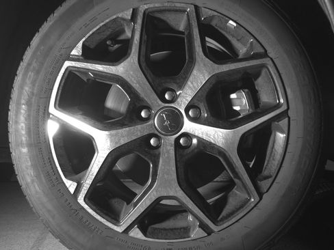 Used 2025 Jeep Compass Limited image 13