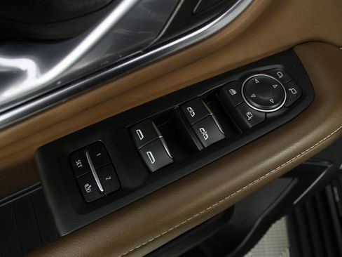 Used 2023 Chevrolet Tahoe High Country w/ LPO, Illumination Package image 18