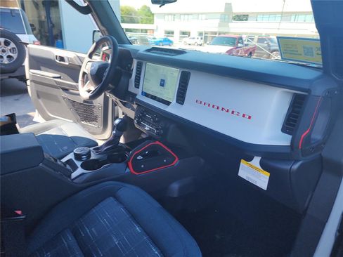New 2026 Ford Bronco Heritage Edition image 27