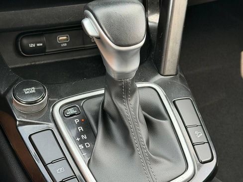 Used 2024 Kia Seltos S FWD image 22