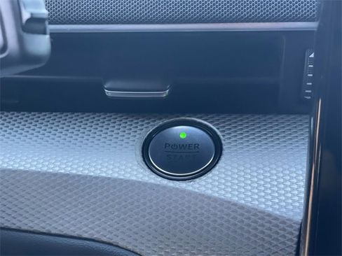 Certified 2023 Ford Mustang Mach-E Select image 18