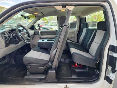 Used 2007 Chevrolet Silverado 2500 W/T image 12