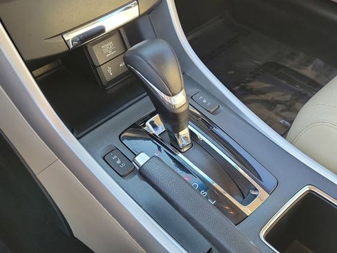 Used 2015 Honda Accord EX-L image 25
