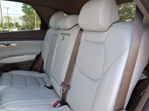 New 2026 Genesis GV70 2.5T Advanced AWD/4WD image 11