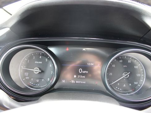 Used 2020 Buick Encore GX Select w/ Sport Touring Package FWD image 31