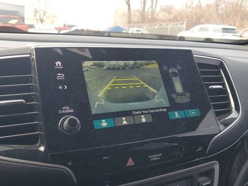 Used 2025 Honda Passport Black Edition image 23