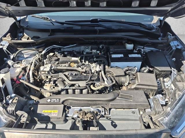 Used 2022 Toyota Corolla Cross LE w/ Moonroof Package AWD/4WD image 22