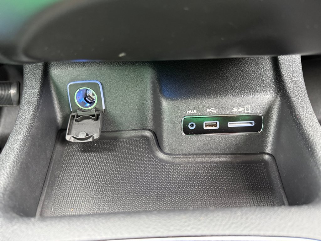 Used 2015 Dodge Durango Limited AWD/4WD image 34