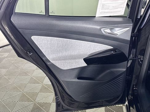 Certified 2023 Volkswagen ID.4 Pro image 20