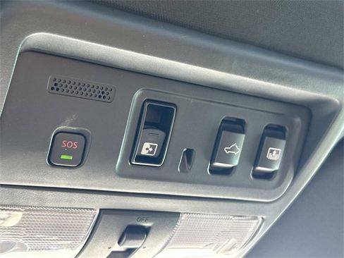 Used 2024 Nissan Titan Platinum Reserve w/ Moonroof Package image 26