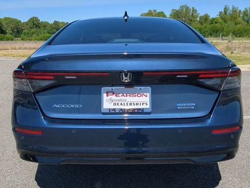 Used 2025 Honda Accord Touring image 6