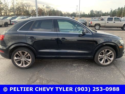 Used 2015 Audi Q3 2.0T Prestige w/ Prestige Package image 9