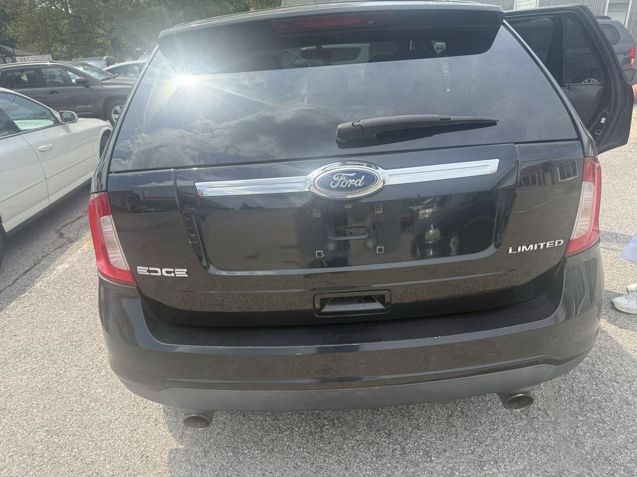Used 2011 Ford Edge Limited w/ 301A Rapid Spec Order Code FWD image 5