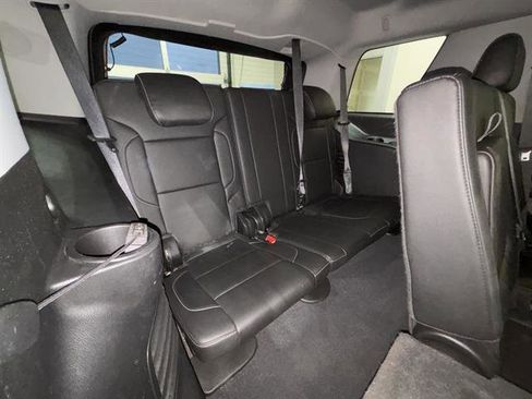 Used 2019 Chevrolet Tahoe LT image 11