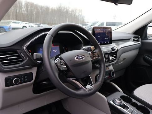 Used 2024 Ford Escape Active image 11