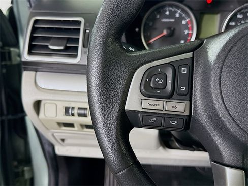 Used 2018 Subaru Forester 2.5i w/ Alloy Wheel Package image 19