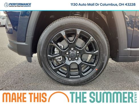 New 2026 Jeep Compass Latitude AWD/4WD image 9
