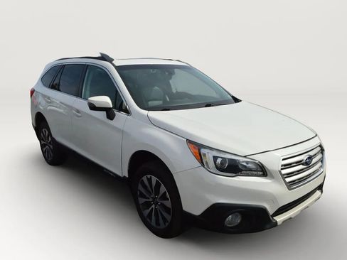 Used 2017 Subaru Outback 3.6R Limited AWD/4WD image 12