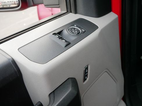 Used 2019 Ford F250 XL w/ Power Equipment Group image 19