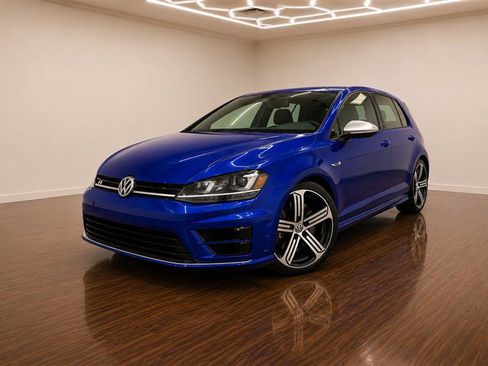 Used 2016 Volkswagen Golf R 4-Door AWD/4WD image 2