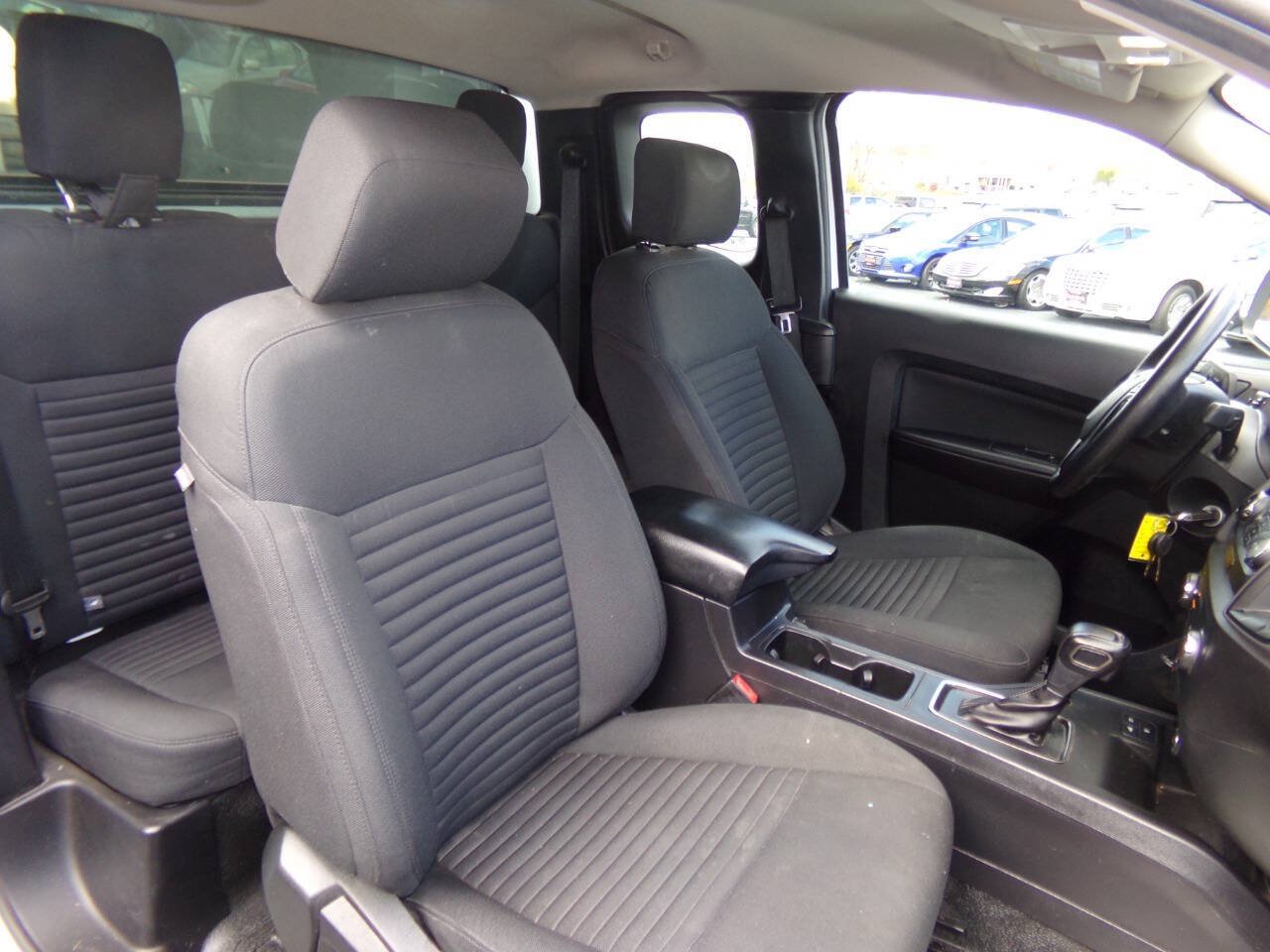 Used 2019 Ford Ranger XL w/ Equipment Group 101A Mid RWD image 17