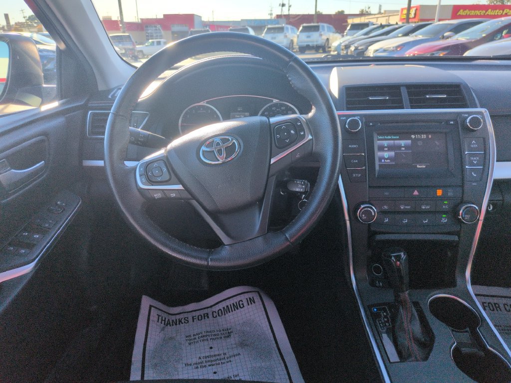 Used 2017 Toyota Camry SE FWD image 13