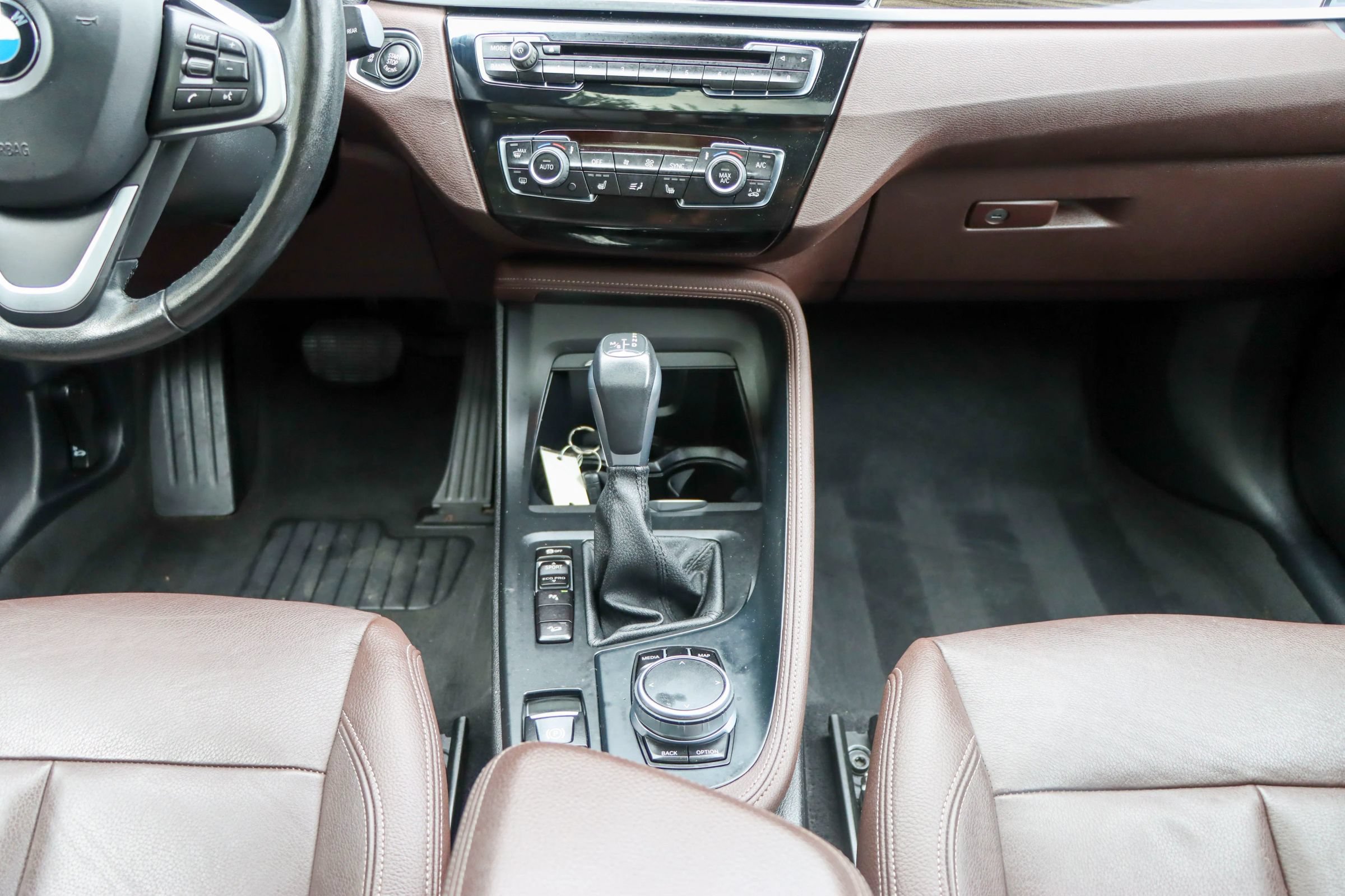 Used 2018 BMW X1 xDrive28i AWD/4WD image 27