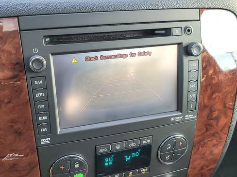 Used 2012 Chevrolet Tahoe LTZ image 15